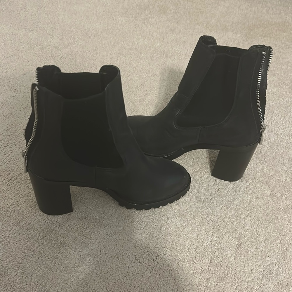 Black Faux Leather Booties with a zipper